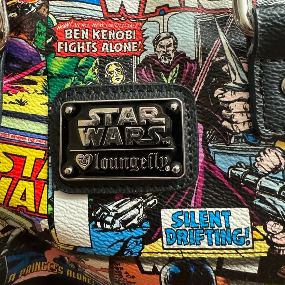 Loungefly - Star Wars Comic bag with removable crossbody strap. - Picture 3 of 7